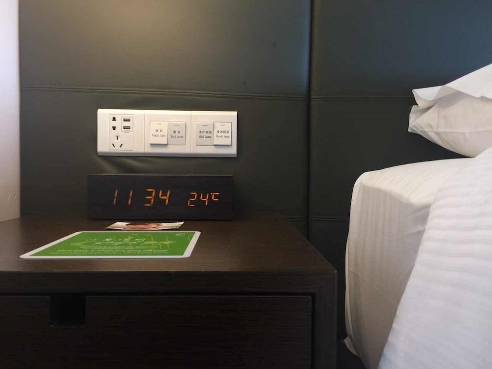 เอลเลเมนต์ ฝอซาน หนานไห่ Hotel ภายนอก รูปภาพ