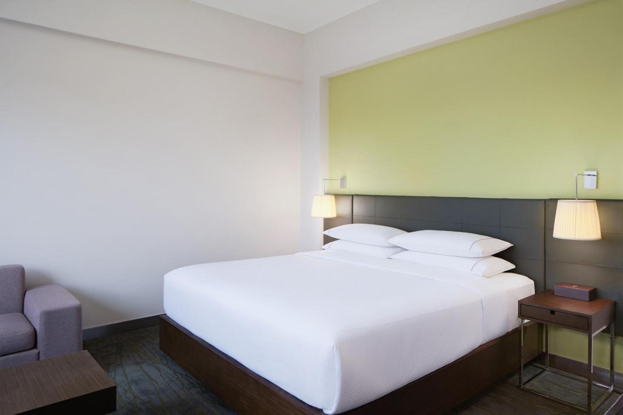เอลเลเมนต์ ฝอซาน หนานไห่ Hotel ภายนอก รูปภาพ