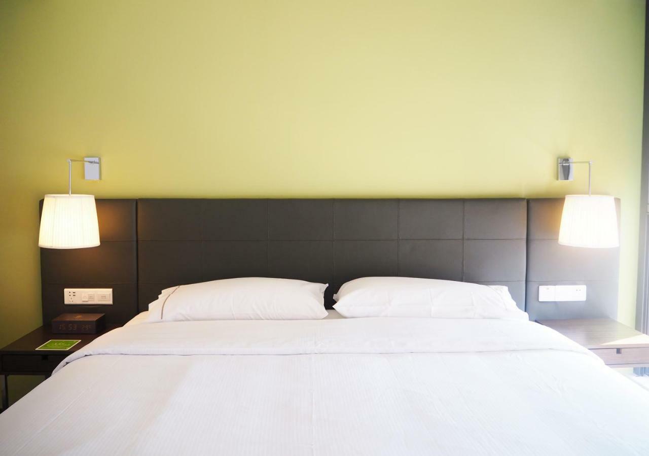 เอลเลเมนต์ ฝอซาน หนานไห่ Hotel ภายนอก รูปภาพ